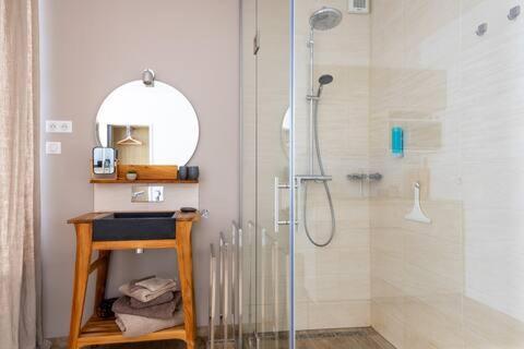 דירות טורקואן Studio Chic Avec Salon Et Terrasse Privee מראה חיצוני תמונה